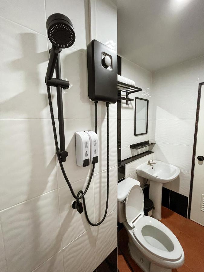 Kefir Phuket Hotel Bãi biển Kamala Ngoại thất bức ảnh