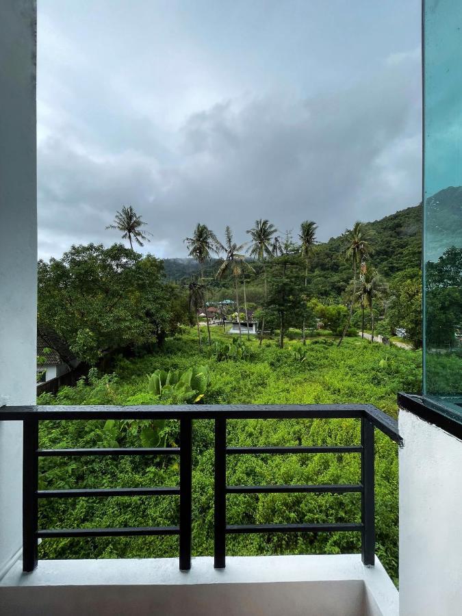 Kefir Phuket Hotel Bãi biển Kamala Ngoại thất bức ảnh